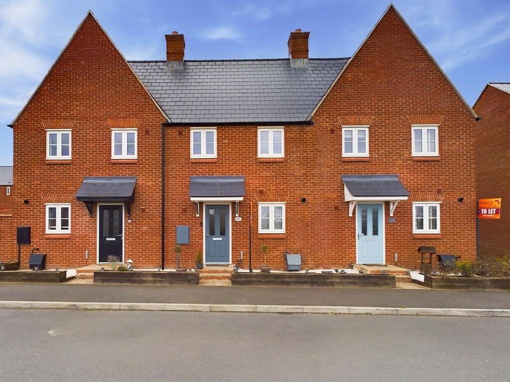3 Bedroom Home on the Towcester Racecourse Estate